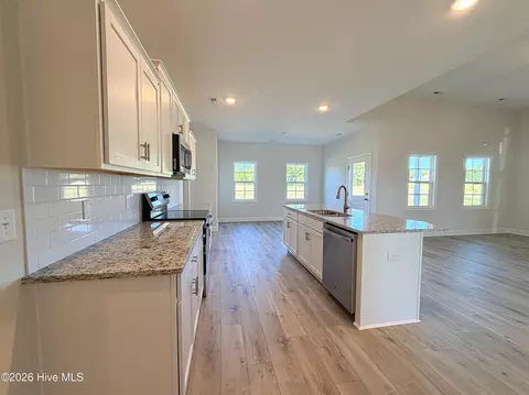 Kitchen - 816 Tupelo Tree Dr, Hubert, NC 28539 photo 4 of 4