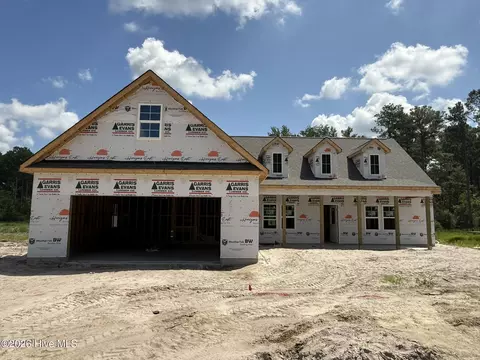 708 Homestead Acres Ln, Maysville, NC 28555