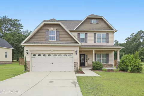 200 Wedgefield Cir, Maple Hill, NC 28454