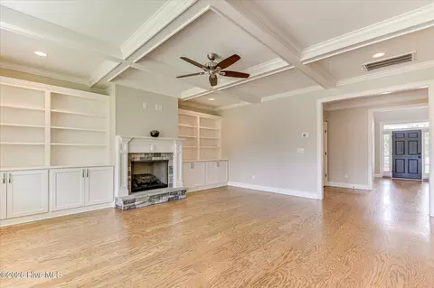 Living - 702 Nuttall St, Evans, GA 30809 photo 2 of 4