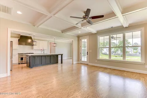 Living - 702 Nuttall St, Evans, GA 30809 photo 4 of 4
