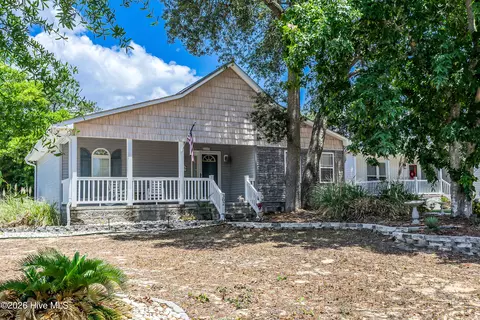 302 E Oak Island Dr, Oak Island, NC 28465