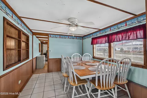 Dining - 100 Crews Ln, Hubert, NC 28539 photo 3 of 3