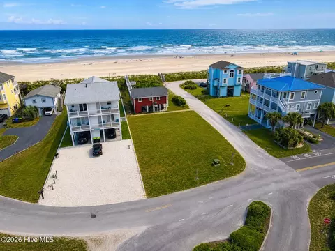 296 Mccray St, Holden Beach, NC 28462