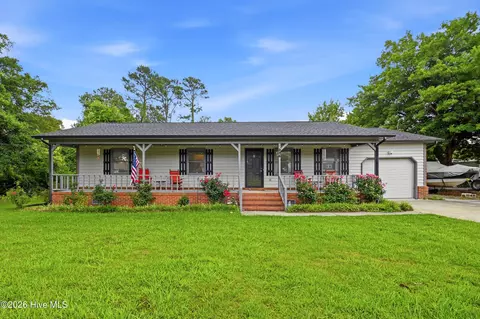 326 Shamrock Dr, Wilmington, NC 28409