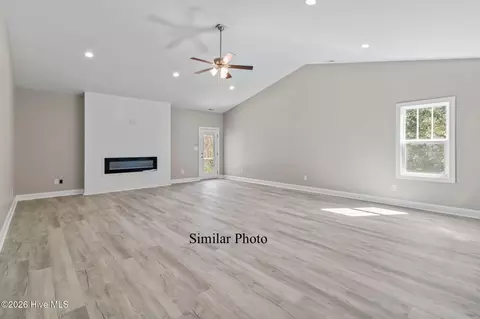 Living - 234 E Ivybridge Dr, Hubert, NC 28539 photo 1 of 3