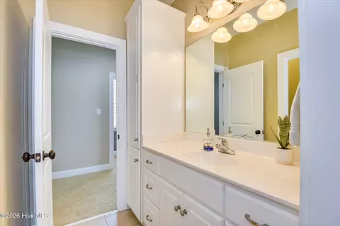 Bath - 624 Cavanaugh Way, Evans, GA 30809 photo 6 of 7
