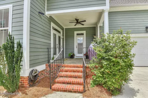 Exterior - 624 Cavanaugh Way, Evans, GA 30809 photo 6 of 12