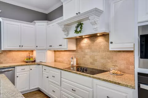 Kitchen - 624 Cavanaugh Way, Evans, GA 30809 photo 3 of 6