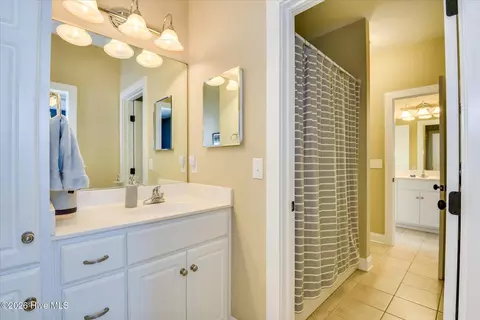 Bath - 624 Cavanaugh Way, Evans, GA 30809 photo 4 of 7