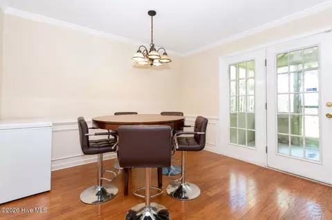 Dining - 2016 Lillian Dr, Augusta, GA 30909 photo 2 of 2