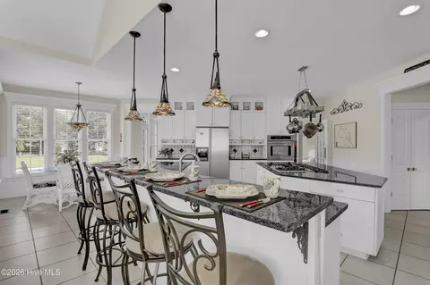 Kitchen - 184 Olde Point Rd, Hampstead, NC 28443 photo 5 of 7