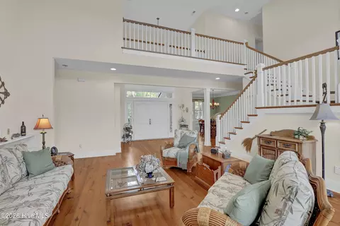 Living - 184 Olde Point Rd, Hampstead, NC 28443 photo 2 of 4