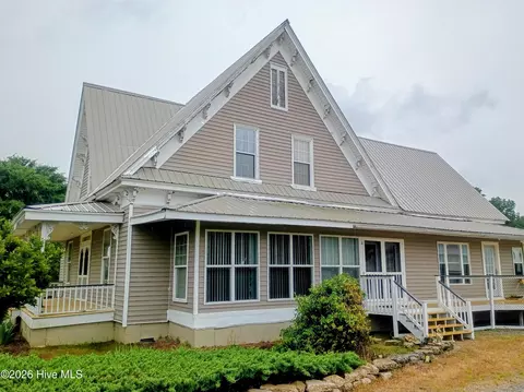 11940 Tom Gibson Rd, Laurinburg, NC 28352