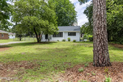 Exterior - 411 3rd St, Jackson, SC 29831 photo 4 of 22