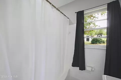 Bath - 411 3rd St, Jackson, SC 29831 photo 2 of 2