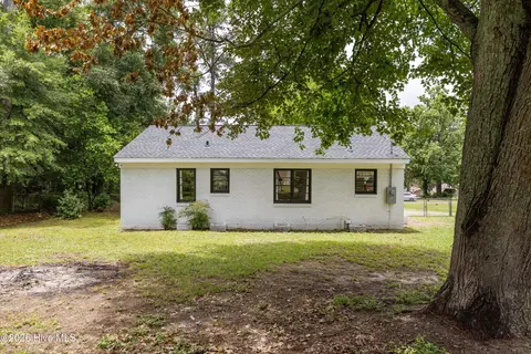 Exterior - 411 3rd St, Jackson, SC 29831 photo 15 of 22