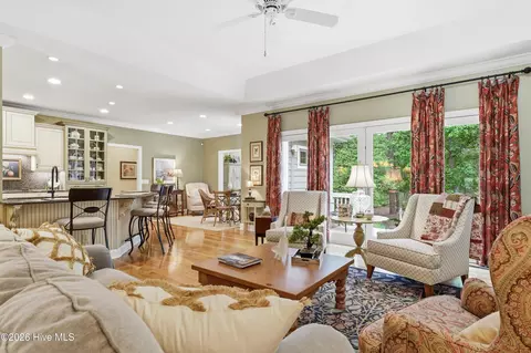 Living - 48 Kilbride Dr, Pinehurst, NC 28374 photo 2 of 2