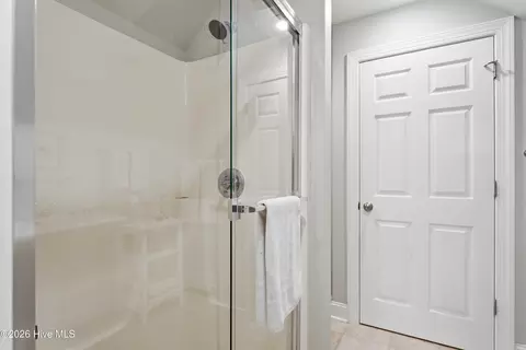 Bath - 48 Kilbride Dr, Pinehurst, NC 28374 photo 6 of 7