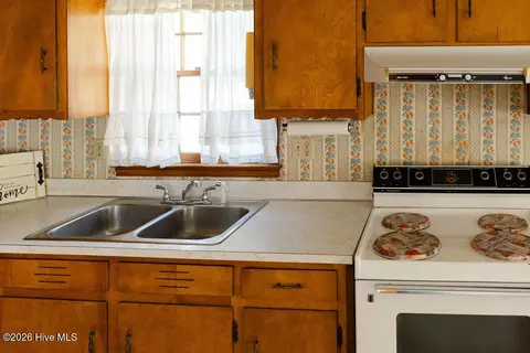 1612 Fairground Rd, Dunn, NC 28334 photo 13