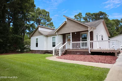 1010 Haymarket Ln, Wilmington, NC 28412