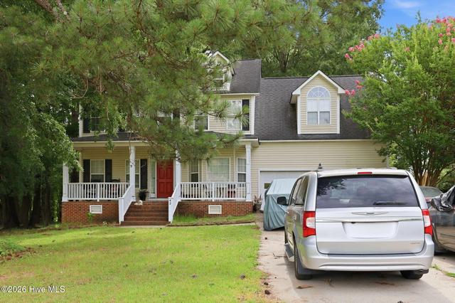 42 Carlton St, Clayton, NC 27520