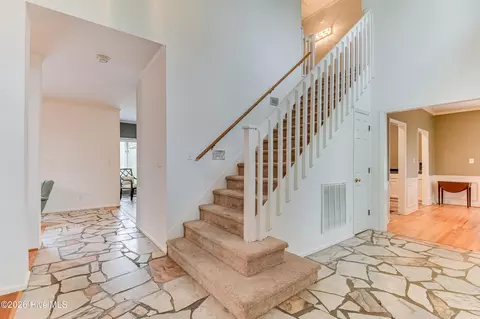 Entry Way - 947 Windmill Ln, Evans, GA 30809 photo 2 of 6