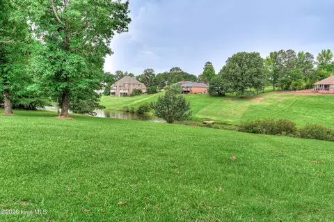Exterior - 947 Windmill Ln, Evans, GA 30809 photo 7 of 10