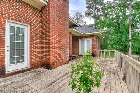 Exterior - 947 Windmill Ln, Evans, GA 30809 photo 5 of 10