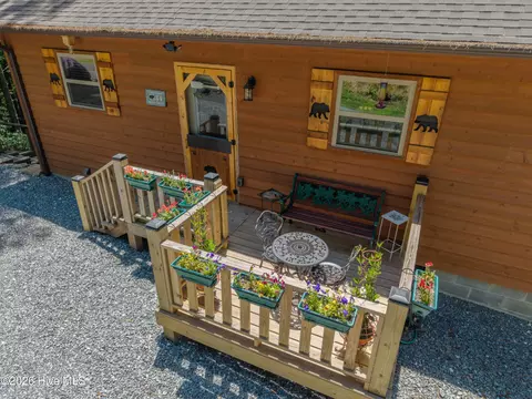 Exterior - 34 Hardwood Trl, Murphy, NC 28906 photo 2 of 14