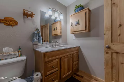Bath - 34 Hardwood Trl, Murphy, NC 28906 photo 4 of 4