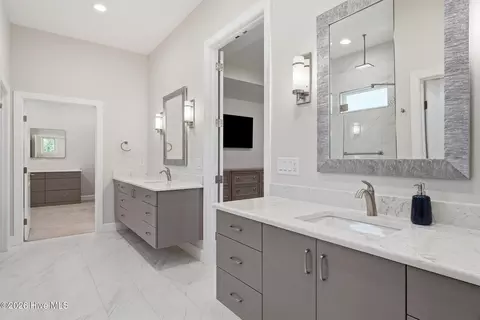 Bath - 16 Middlebury Rd, Pinehurst, NC 28374 photo 2 of 5