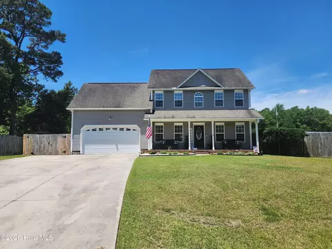 216 Rudolph Ln, Hubert, NC 28539