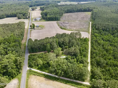 3574 Leggett Mill Rd, Williamston, NC 27892