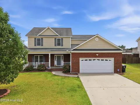 440 Meadowlark Dr, Winterville, NC 28590