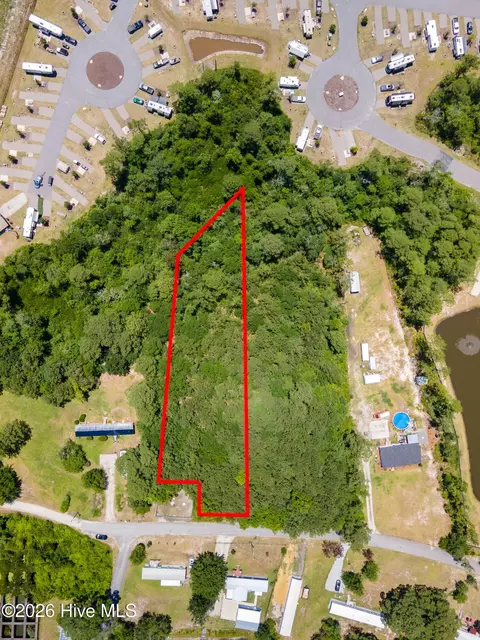 191 Trout St, Holly Ridge, NC 28445