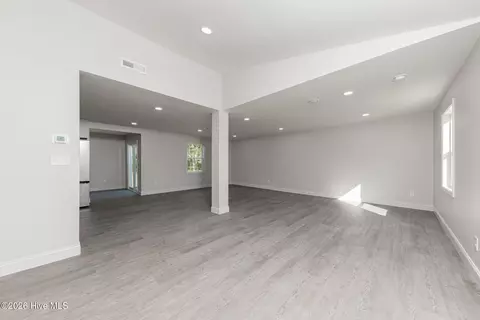 56 Riegel Dr, Hubert, NC 28539 photo 9