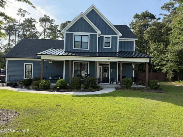 180 Avon Ct, Hampstead, NC 28443