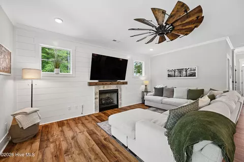 Living - 180 Avon Ct, Hampstead, NC 28443 photo 3 of 3