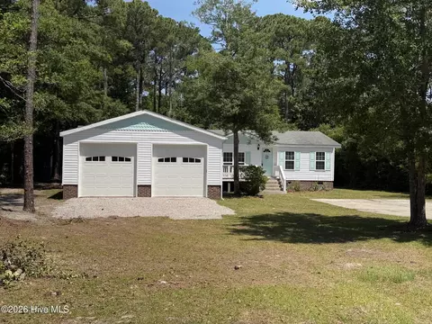 135 Bogue Forest Dr, Newport, NC 28570