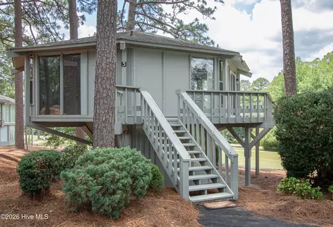 1195 Saint Andrews Dr # 5, Pinehurst, NC 28374