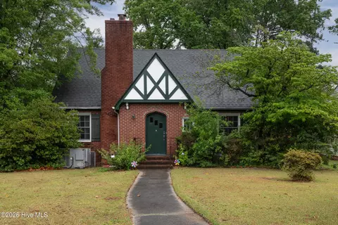 2401 E 4th St, Greenville, NC 27858