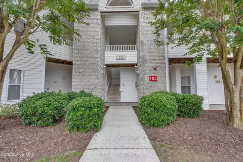 210 Fullford Ln UNIT 103, Wilmington, NC 28412