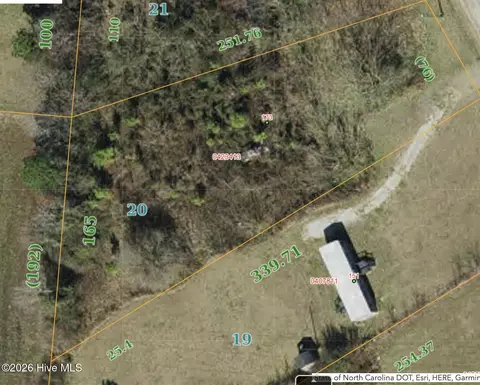 173 Piney Cir, Snow Hill, NC 28580