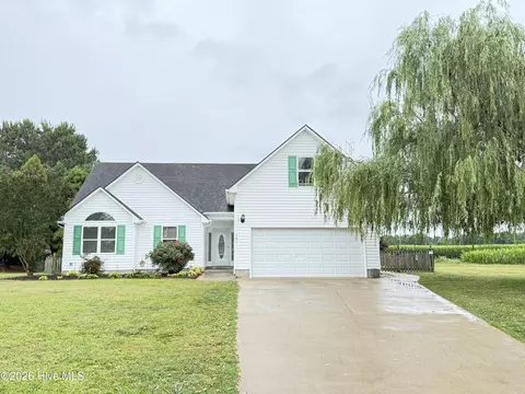 301 Cardinal Way, Elizabeth City, NC 27909