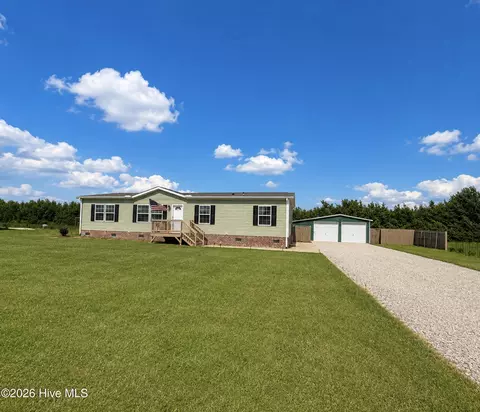 1255 Bailey Ridge Ln, Williamston, NC 27892