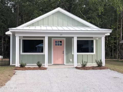 161 Long Pond Loop, Swansboro, NC 28584