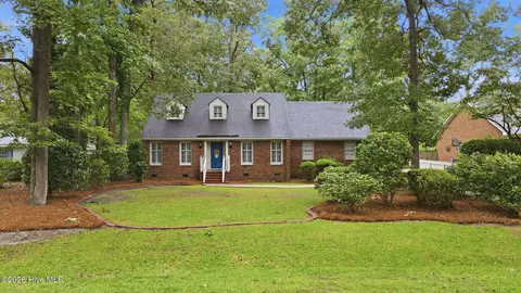 3615 Fox Chase Rd, Trent Woods, NC 28562