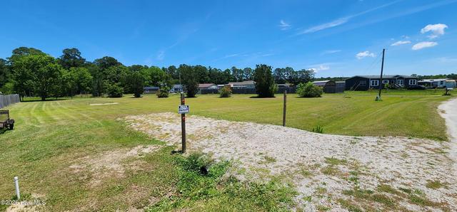 240 Taylor Rd, Havelock, NC 28532