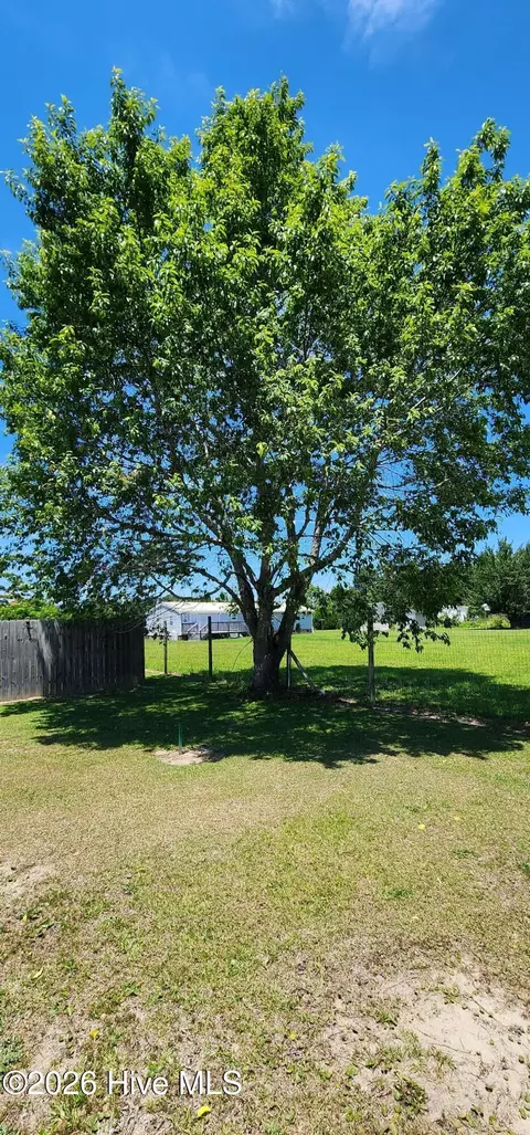 240 Taylor Rd, Havelock, NC 28532 photo 4